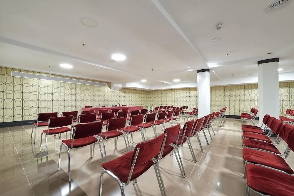 Hotel Ilunion San Sebastian 4*,  Spain