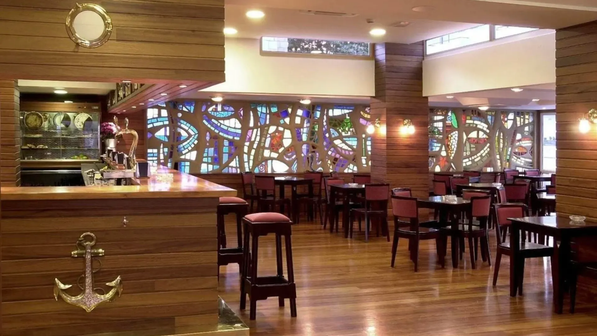 Hotel Ilunion San Sebastian 4*,  Spain