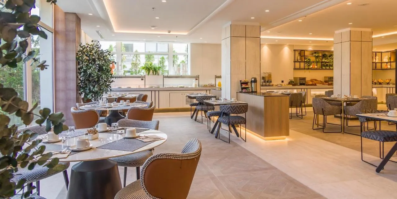 Hotel Ilunion San Sebastián Spanien